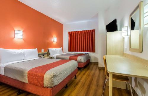 Fort Mill Hotel | Motel 6-Fort Mill, SC - Charlotte