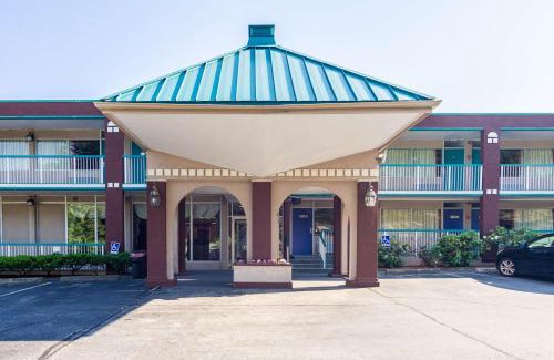 Groton Hotel | Motel 6-Groton, CT - Casinos nearby