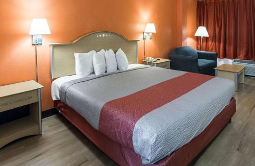 Groton Hotel | Motel 6-Groton, CT - Casinos nearby