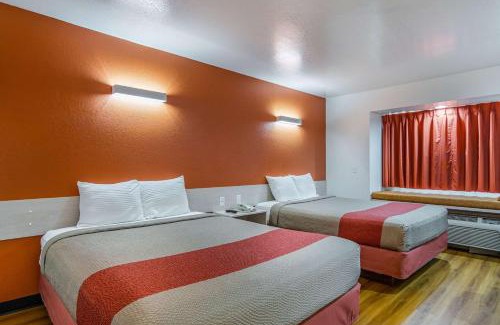 Krebs Hotel | Motel 6-Mcalester, OK