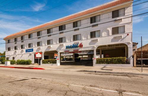Monterey Park Hotel | Motel 6 Monterey Park