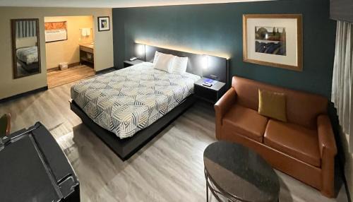 Ira Hotel | Motel 6-Snyder, TX