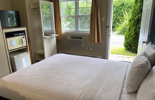 Sherbrooke Hotel | Motel des Cèdres
