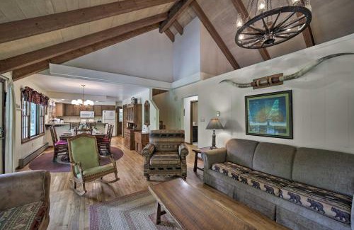 Bryson City House | Mountain Escape with Hiking about 5 Mi to Bryson City!