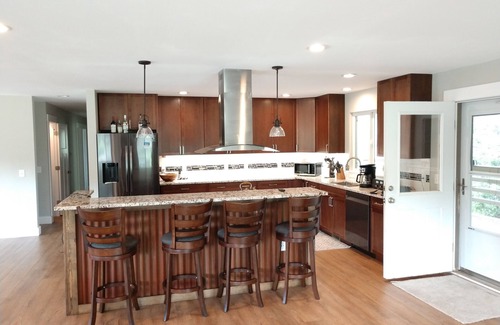 Broadwater County House | Mountain Hideaway Retreat- Room for Everyone