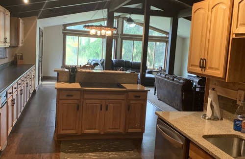 Champion House | Mountain House located minutes from the slopes at 7 Springs