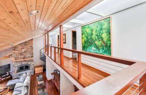 Maplecrest Apartment | Mountain house w/stunning views & gourmet kitchen