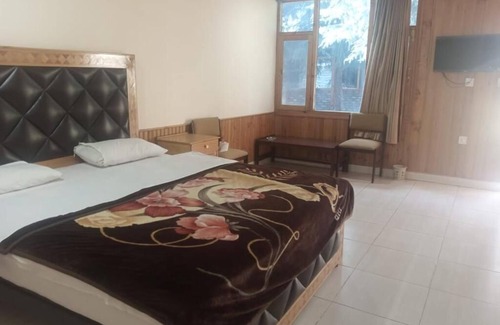 Chitral Hotel | Mountain Inn Hotel Chitral