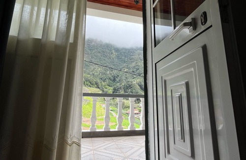 Sao Vicente House | Mountain retreat