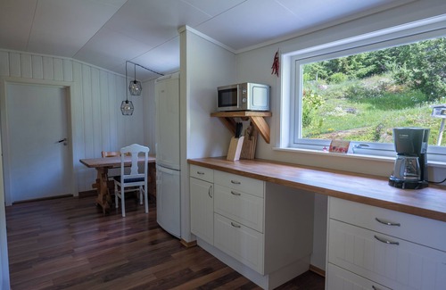 Tangen Cabin | Mountain View - 30min From OSL
