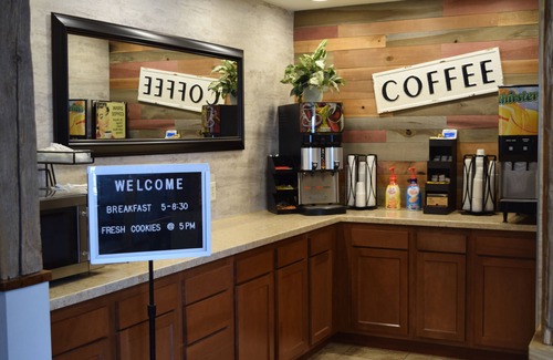 Killdeer Hotel | Mountain View Hotel