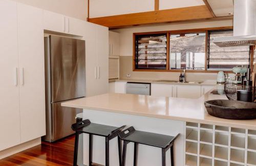 Wootha House | Mountain View House Maleny