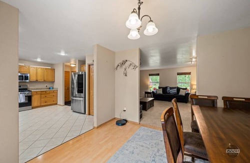 Butte House | Mountain View off Maud Road - Near Reindeer Farm and Jim Creek!