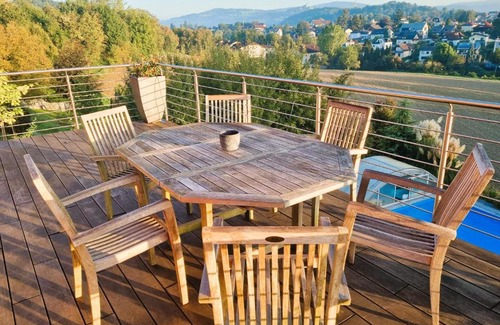 Froschberg Villa | Mountains and Lakes - Villa Gaumberg