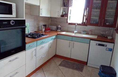 Tartane House | 50 m² House ∙ 3 bedrooms ∙ 7 guests