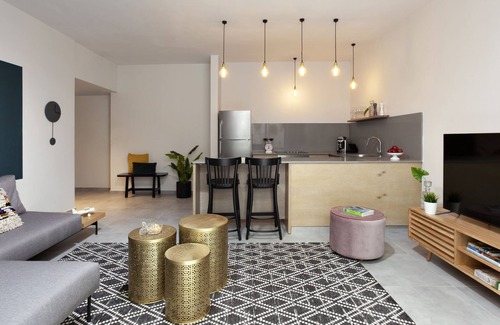 Tel Aviv Apartment | Mr. Katinsky - By TLV2GO