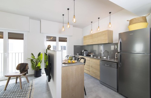Tel Aviv Apartment | Mr. Katinsky - By TLV2GO