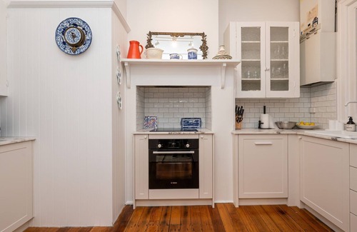 St Kilda Apartment | Mr Luxor in St Kilda