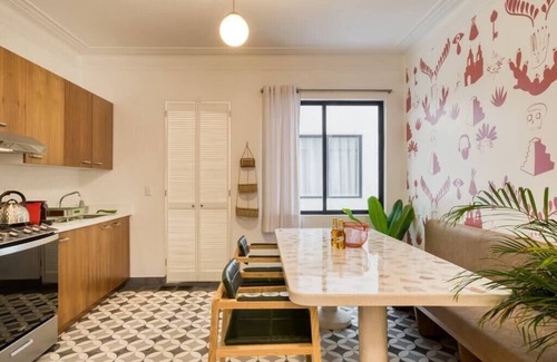 Zona Rosa Apartment | Mr. W| Best Location 2BR apt