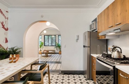 Zona Rosa Apartment | Mr. W| Best Location 2BR apt