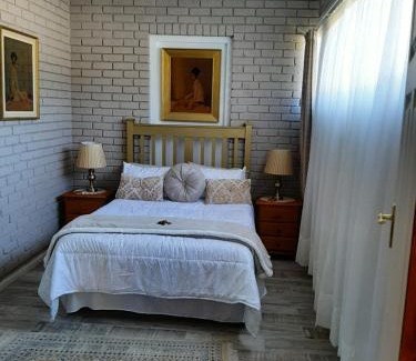 George Apartment | Mrs Catherines Selfcatering Apartment