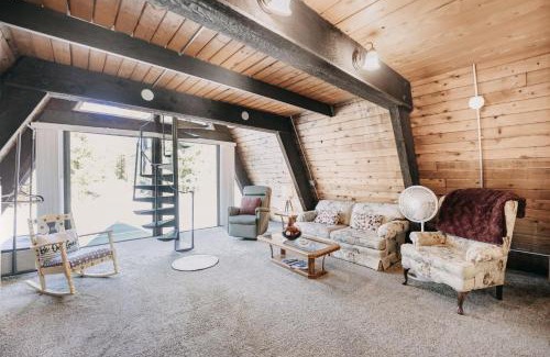 Maple Falls Apartment | Mt Baker Apt, Pets OK, WIFI and AC
