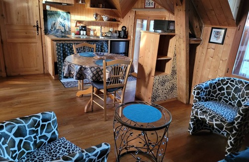 Ille-et-Vilaine Apartment | Mt. Bay Saint. MICHEL Eco/BIO accommodation, private sauna. 30 meters from the sea