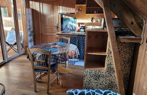 Ille-et-Vilaine Apartment | Mt. Bay Saint. MICHEL Eco/BIO accommodation, private sauna. 30 meters from the sea