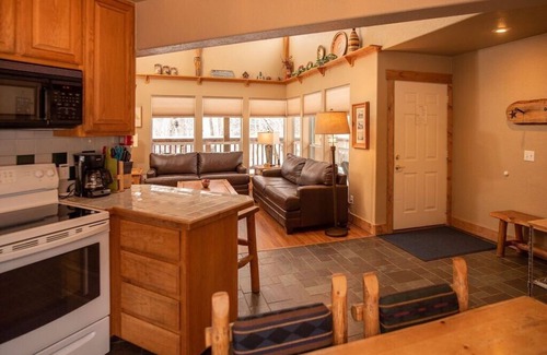 Salida Ski Chalet | Mt. Yale Chalet at Creekside chalets