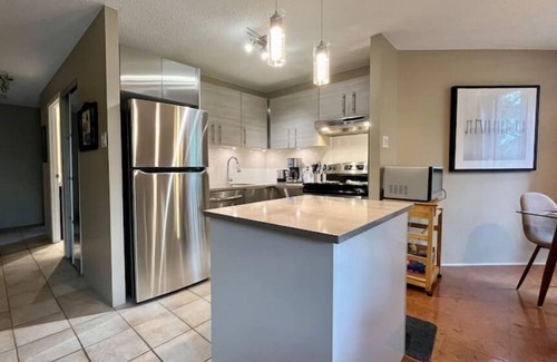 Verdun Condo | MTL Comfy, Honest and Well-Located Condo w/office