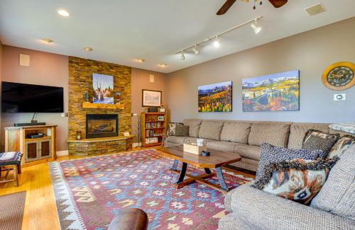 Warrior's Mark House | Mtn-View Breck Home with Hot Tub about 1 Mi to Ski Lift!