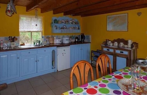 Goleen Cottage | MUDFLAT, pet friendly, with open fire in Goleen, County Cork