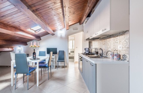 Gallina Villa | MULBERRIE'S HOUSE NEAR THE BEACH AND WITH WI. FI