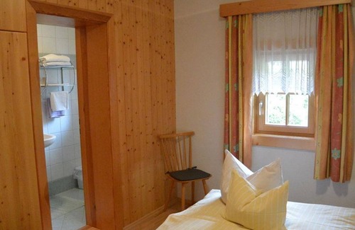 Mooswald Other | Multi-bed room for 2-4 persons with shower/WC - Stanahof