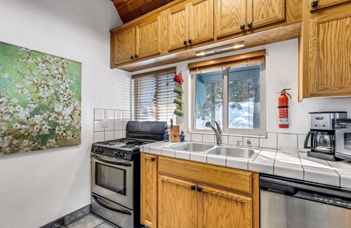 Bear Valley House | Multi-Family Cabin in Great Location! - Home #183 by Bear Valley Vacation Rentals