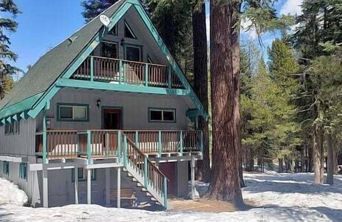 Bear Valley House | Multi-Family Cabin in Great Location! - Home #183 by Bear Valley Vacation Rentals