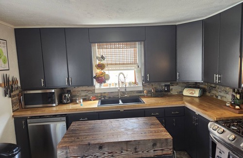 Nims Apartment | Musical Themed Duplex with Muskegon Lake Views