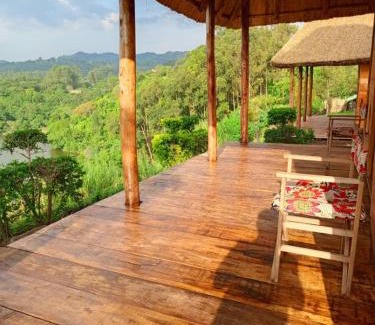 Kitojo Cabin | Mwamba Kelele Lodge