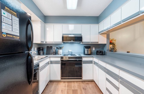 Table Rock Condo | My Kind of Getaway – Chic 2 BDR in Popular Pointe Royale! Pet Friendly