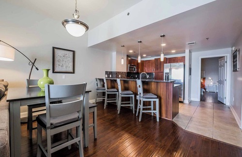 Downtown Las Vegas Condo | MY PLACE. ON THE FREMONT STREET EXPERIENCE- THE HEART OF IT ALL!