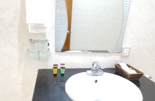 Naypyidaw Hotel | Myat Nan Yone Hotel