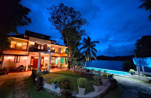 Bandaragama Villa | MYH - Lake Front Pvt Villa With Staff and Includes Free Breakfast of Your Choice