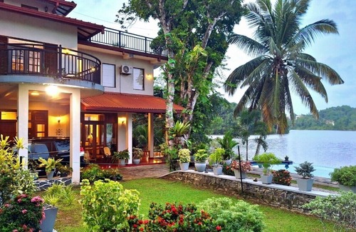 Bandaragama Villa | MYH - Lake Front Pvt Villa With Staff and Includes Free Breakfast of Your Choice