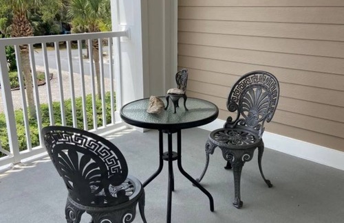 Horseshoe Beach Condo | Myra's Escape -Cozy Condo
