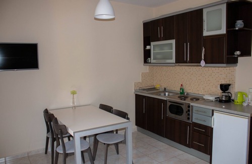 Dhrakata Apartment | Myrtos Cottages Erato