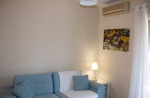Dhrakata Apartment | Myrtos Cottages Erato