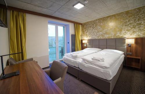 Podborany Hotel | Národní dům Podbořany