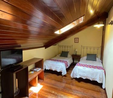 Villar de Vildas House | Núcleo de turismo Rural La Corte