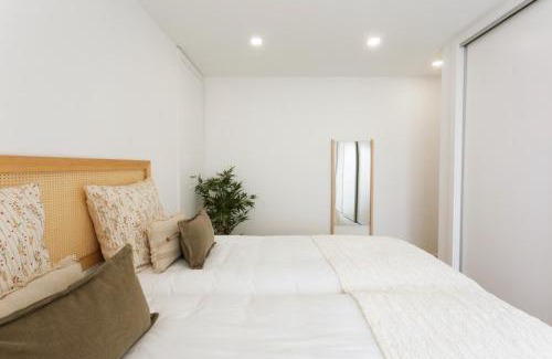 Carrapateira Apartment | Nōhō house