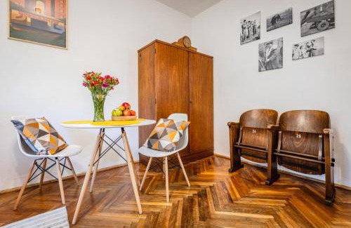 Muranow Apartment | Na Muranowie - mieszkanie z historią I In Muranów - a flat with Warsaw history